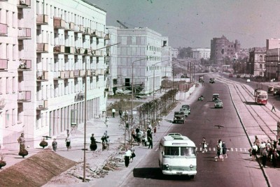 22 Königsberg, Hauptstraße mit Schloß.jpg