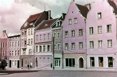 13 Allenstein, Häuser am Markt.jpg