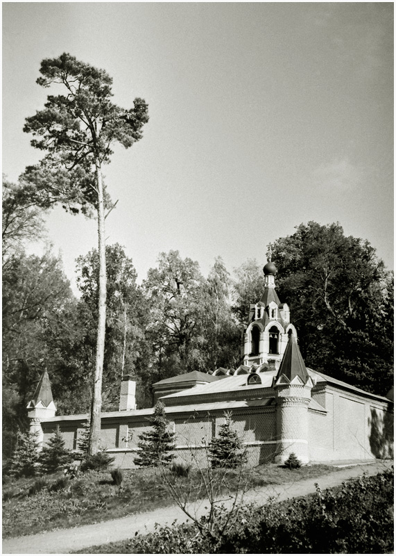 L1027924