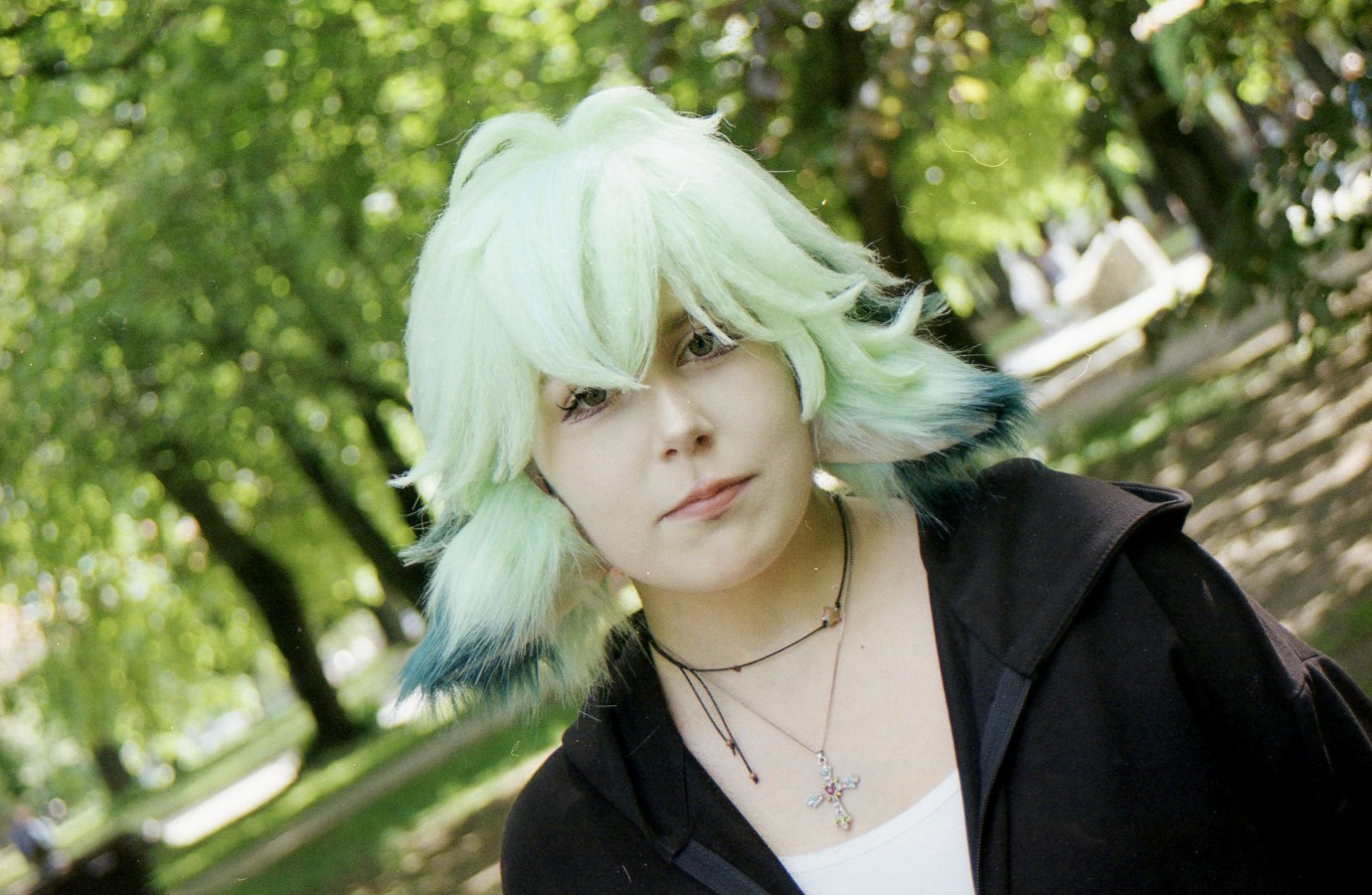 FILM_053_CANON_300_6_KODAK_GOLD200_