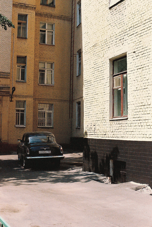 Chernoe_i_beloe_0121