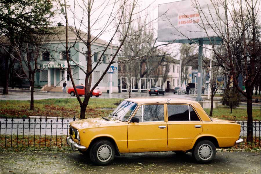 F1000008