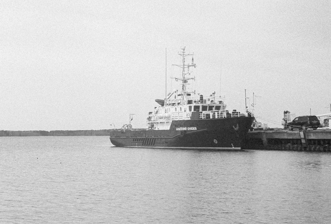 ZORKI_3M_ILFORD_PAN_100_at_200_RDN_1-25_13_min_20C_APRIL_2025-0011