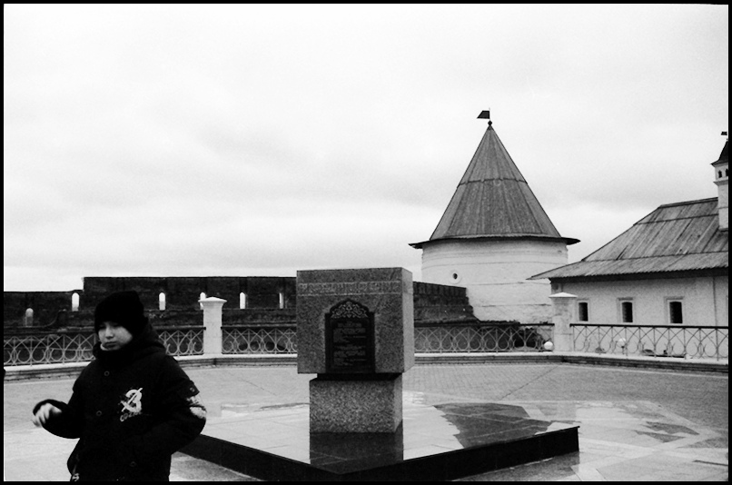 Okt_Noj_Nik_S2_35_50_FOMA400_0071