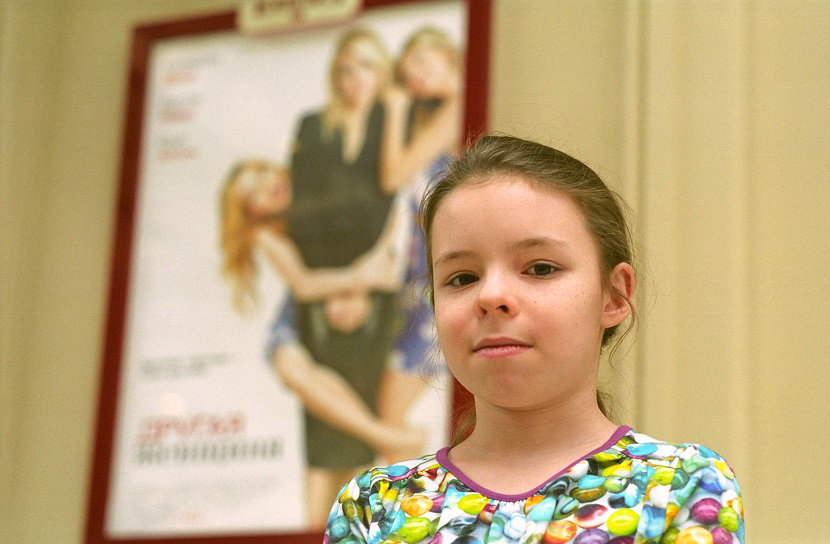 2014-05-10-Katia-with-Poster-pixlr