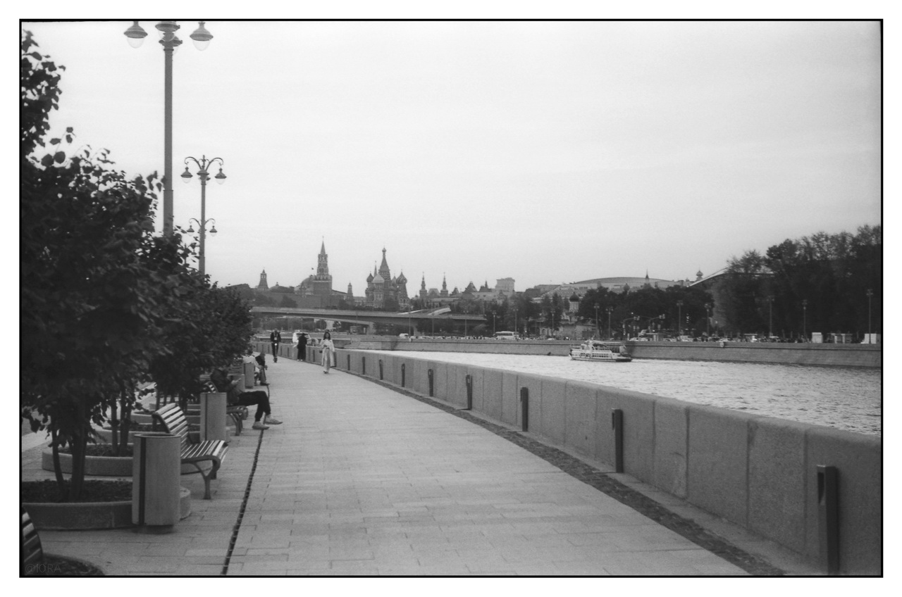 -61_FP1_92918F_2-1280