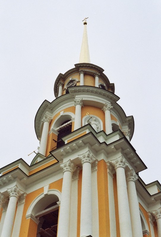 12_000121