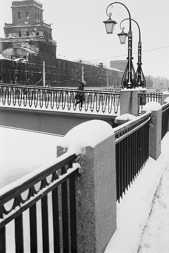 28_5_6-100_bw_small