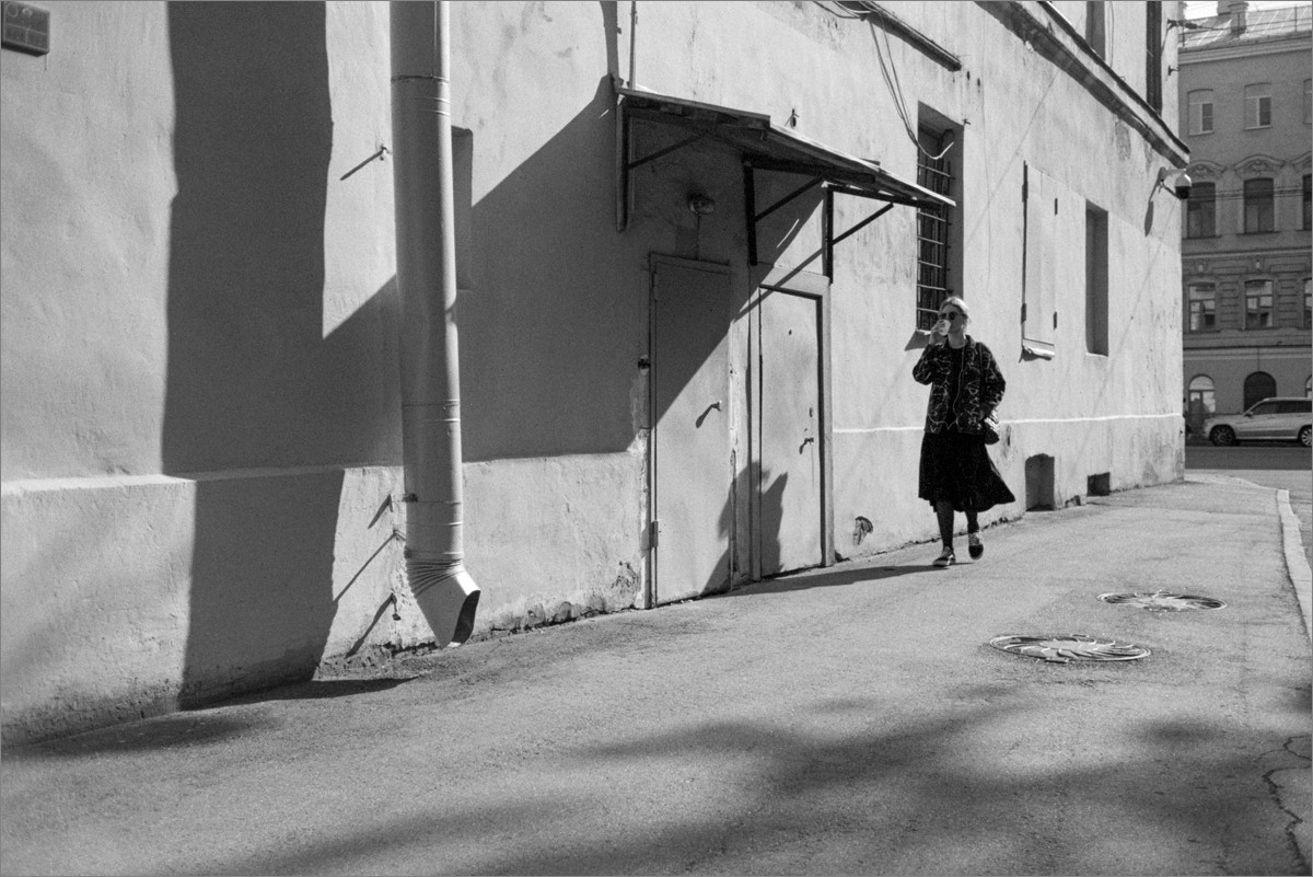 knn_YashicaElectro35CC_YashinonDX35mm1_8_2023_15_SvemaKN-2_02_1975_iso25_1_1200