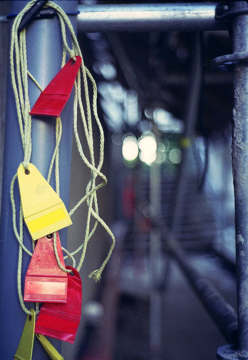 02_yellow-red