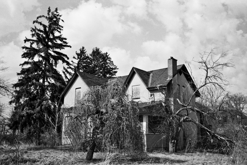 M4_2_I22_CS35_KodakTMAX100_XTOL7min_Apr_2014720
