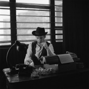 img014_os.jpg
