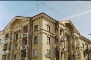 y_eb0903de.jpg