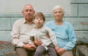 2014-06-28-Matvey-and-Grandparents-Pict-07-pixl.jpg