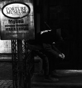 zL2527-1.jpg zL2527-1.jpg