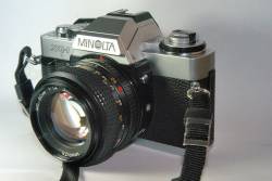 800px-Minolta_XG-1.JPG